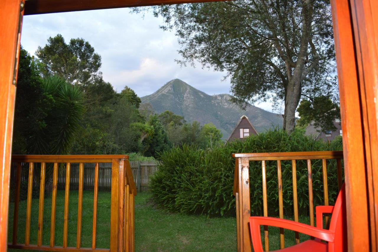 Mad About Saffron Apartment Stormsrivier