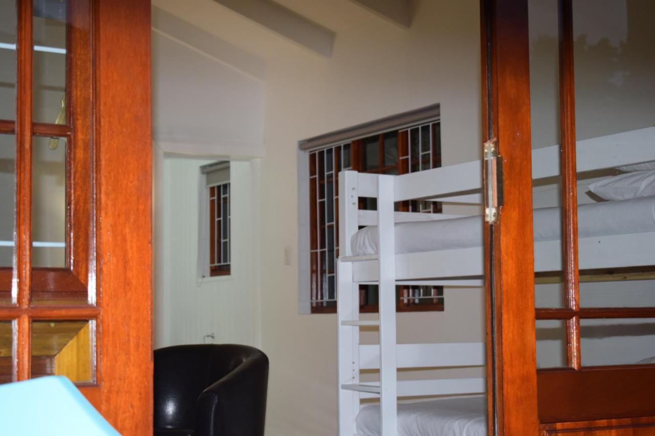 Mad About Saffron Apartment *